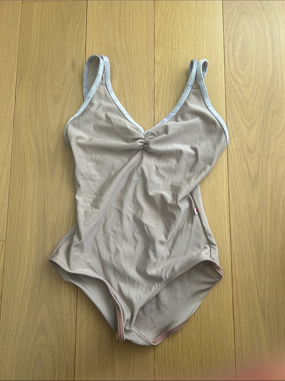 Yumiko light pink pinch leotard